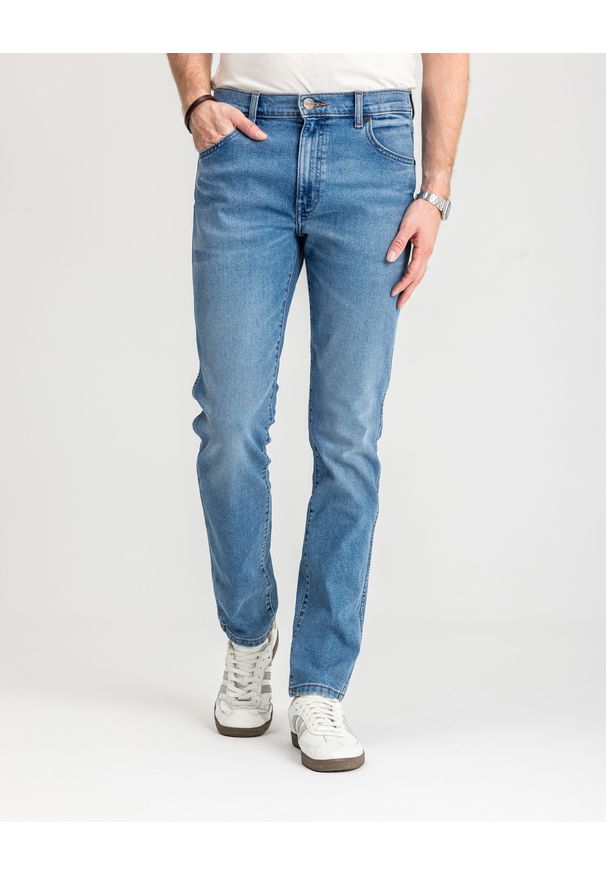 Wrangler - WRANGLER MESKIE SPODNIE JEANSOWE WRANGLER LARSTON COOL TWIST W18SYLZ70 112330749. Okazja: na co dzień. Stan: obniżony. Styl: casual, klasyczny