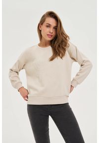 MOODO - Bluza z aplikacją beżowa. Kolor: beżowy. Materiał: poliester, bawełna. Wzór: aplikacja