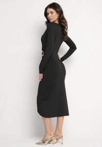 Born2be - Czarna Sukienka Taliowana z Kopertowymi Dekoltem i Metaliczną Aplikacją Ninolira. Kolor: czarny. Długość rękawa: długi rękaw. Wzór: aplikacja. Typ sukienki: kopertowe #7