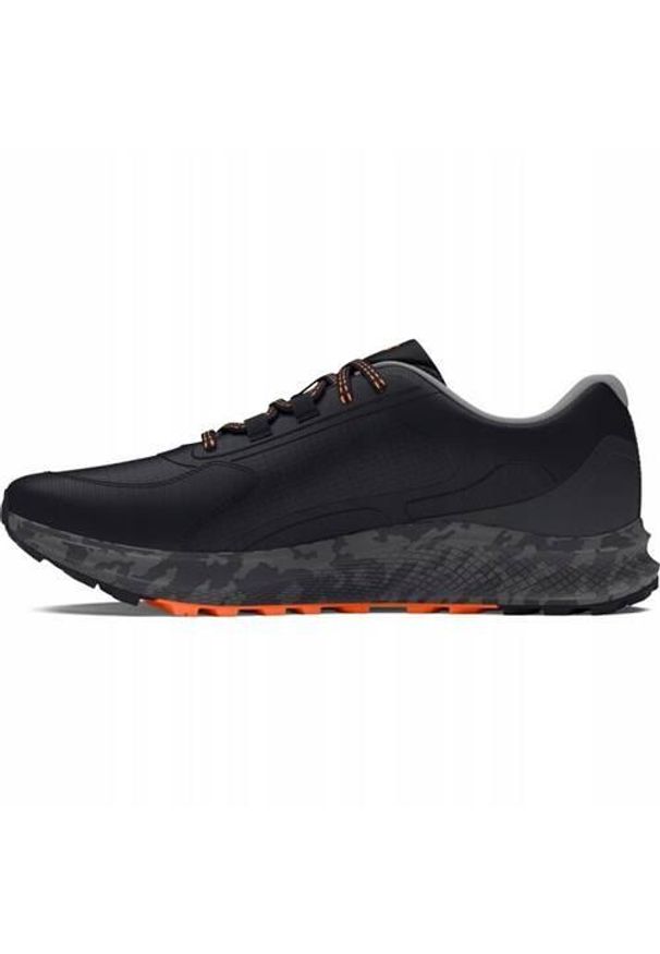 Buty do biegania męskie Under Armour 3028371001UACHARGEDBANDITTR3. Zapięcie: sznurówki. Kolor: czarny. Materiał: syntetyk, tkanina, materiał. Szerokość cholewki: normalna