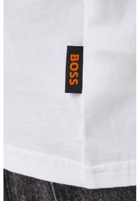 BOSS Orange - Boss Orange t-shirt bawełniany BOSS ORANGE kolor biały z nadrukiem. Kolor: biały. Materiał: bawełna. Długość rękawa: krótki rękaw. Długość: krótkie. Wzór: nadruk. Styl: klasyczny #2