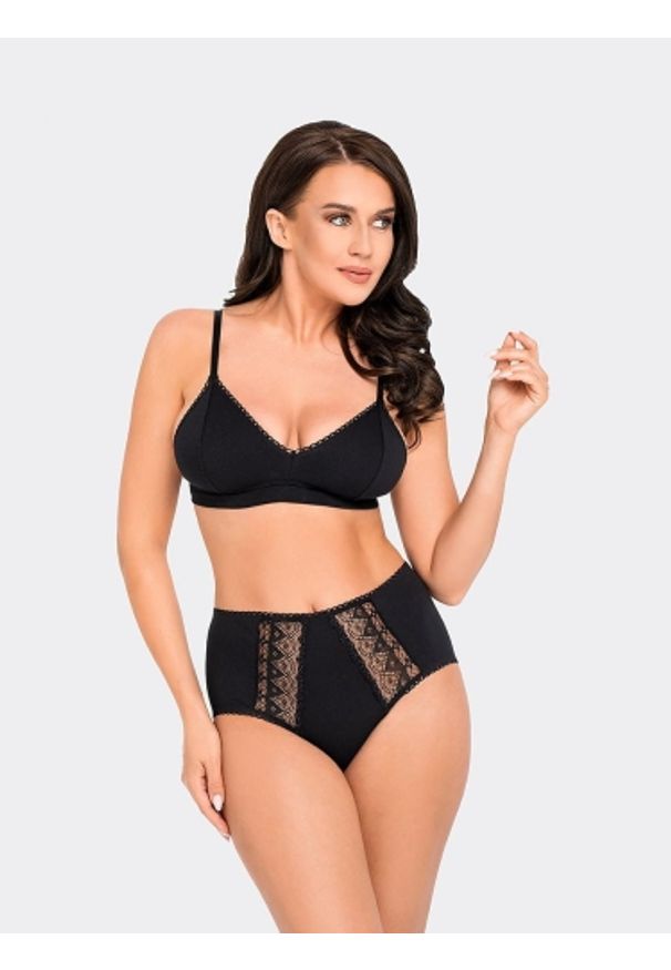Figi Model BBL 199 Black - Babell. Stan: podwyższony. Materiał: bawełna, koronka, elastan. Wzór: aplikacja, koronka