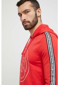 Michael Kors bluza lounge kolor czerwony z kapturem z nadrukiem. Okazja: na co dzień. Typ kołnierza: kaptur. Kolor: czerwony. Materiał: dzianina. Wzór: nadruk. Styl: casual #5