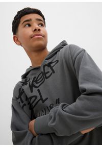 bonprix - Bluza z kapturem z nadrukiem graffiti z czystej bawełny organicznej. Typ kołnierza: kaptur. Kolor: szary. Materiał: bawełna. Wzór: nadruk #3