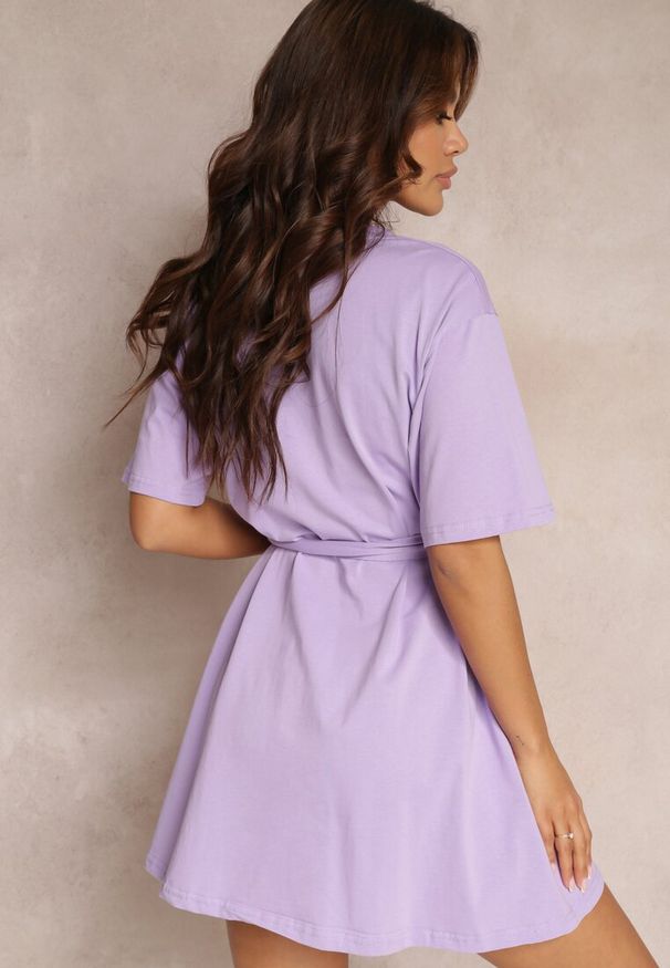 Renee - Fioletowa Rozkloszowana Sukienka Mini z Bawełny z Dodatkowym Paskiem Seibeia. Kolor: fioletowy. Materiał: bawełna. Sezon: wiosna, lato. Długość: mini