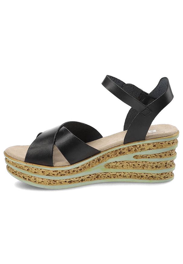 Big-Star - Czarne Sandały Big Star Damskie Modne Obuwie. Okazja: na co dzień, na spacer. Zapięcie: rzepy, pasek. Kolor: czarny. Szerokość cholewki: normalna. Wzór: paski. Materiał: guma, skóra. Sezon: lato. Obcas: na koturnie, na platformie. Styl: casual, wakacyjny