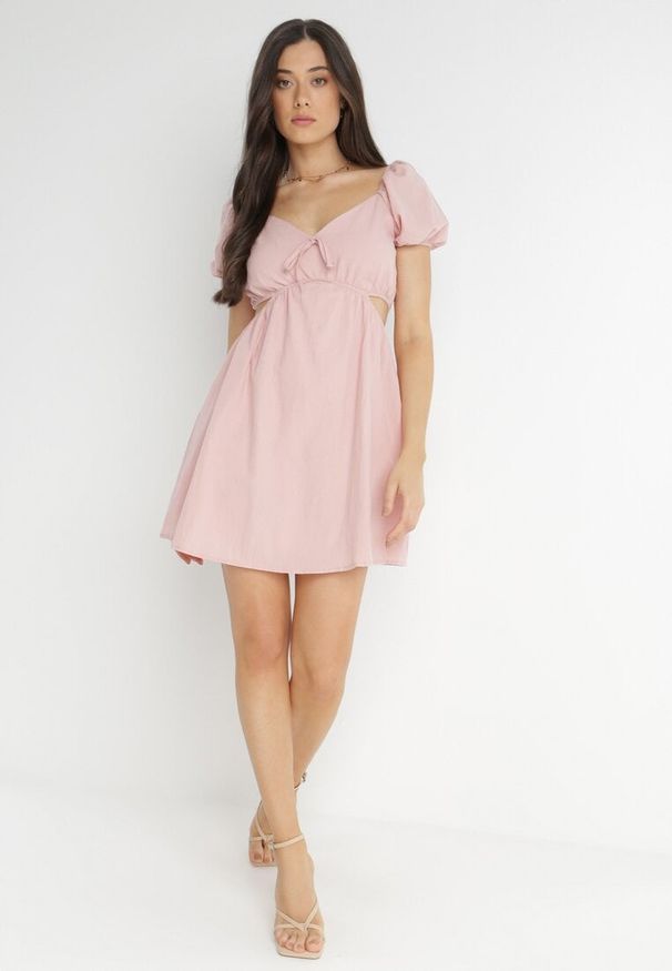 Born2be - Różowa Sukienka Roatta. Kolor: różowy. Materiał: bawełna. Wzór: jednolity. Sezon: lato. Długość: mini