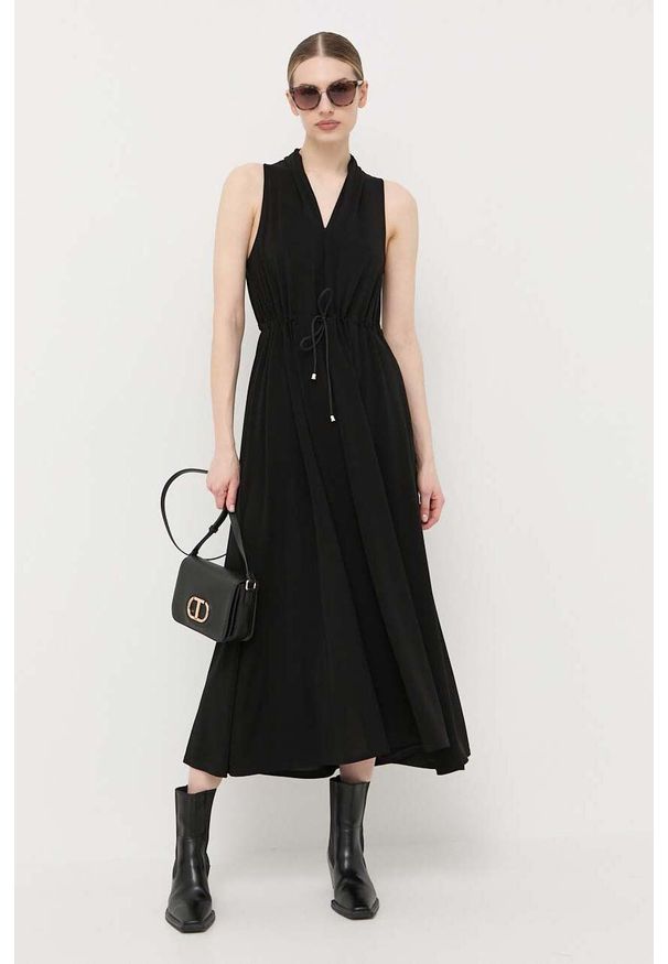 Max Mara Leisure sukienka kolor czarny maxi rozkloszowana. Kolor: czarny. Materiał: dzianina. Długość: maxi