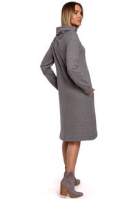 MOE - Bawełniana asymetryczna sukienka midi z kołnierzem. Materiał: bawełna. Typ sukienki: asymetryczne. Długość: midi