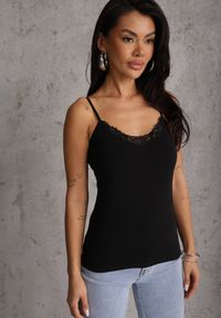 Renee - Czarny Bieliźniany Top na Ramiączkach z Bawełny Zdobiony Koronką Bernelle. Kolor: czarny. Materiał: bawełna, koronka. Długość rękawa: na ramiączkach. Wzór: aplikacja, koronka #2