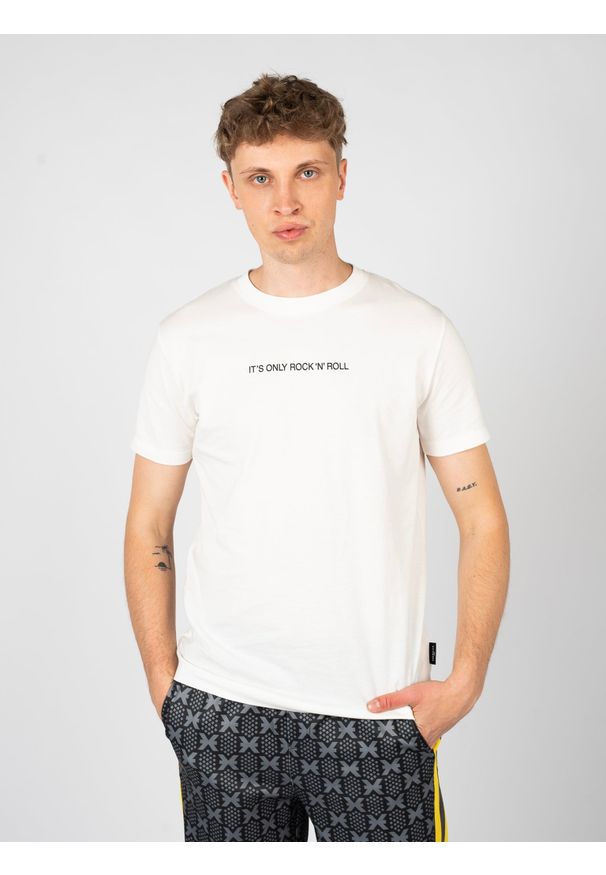 John Richmond T-Shirt | HMP25017TS | Mężczyzna | Biały. Okazja: na co dzień. Kolor: biały. Materiał: bawełna. Długość: długie. Wzór: nadruk. Styl: elegancki, casual