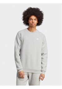 Adidas - adidas Bluza Trefoil Essentials Crewneck Sweatshirt IA4829 Szary Regular Fit. Kolor: szary. Materiał: bawełna