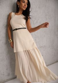 Renee - Beżowa Dzianinowa Sukienka z Wiskozą Zdobiona Podszewką i Paskiem z Klamrą Arkilia. Okazja: na co dzień. Kolor: beżowy. Materiał: dzianina, wiskoza. Wzór: aplikacja. Styl: casual #6