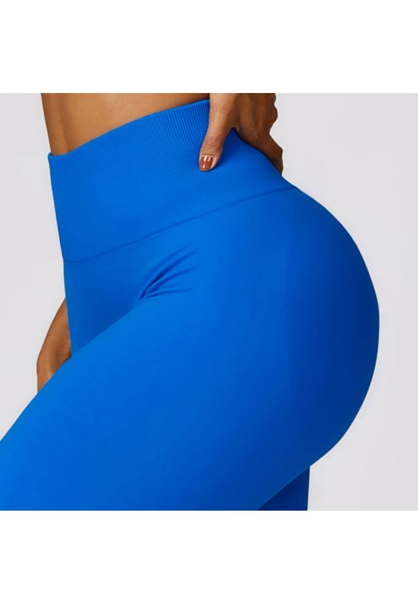 Intica - Legginsy sportowe push-up z wysokim stanem do treningu Chrysi. Stan: podwyższony. Kolor: szary. Materiał: materiał. Sport: fitness