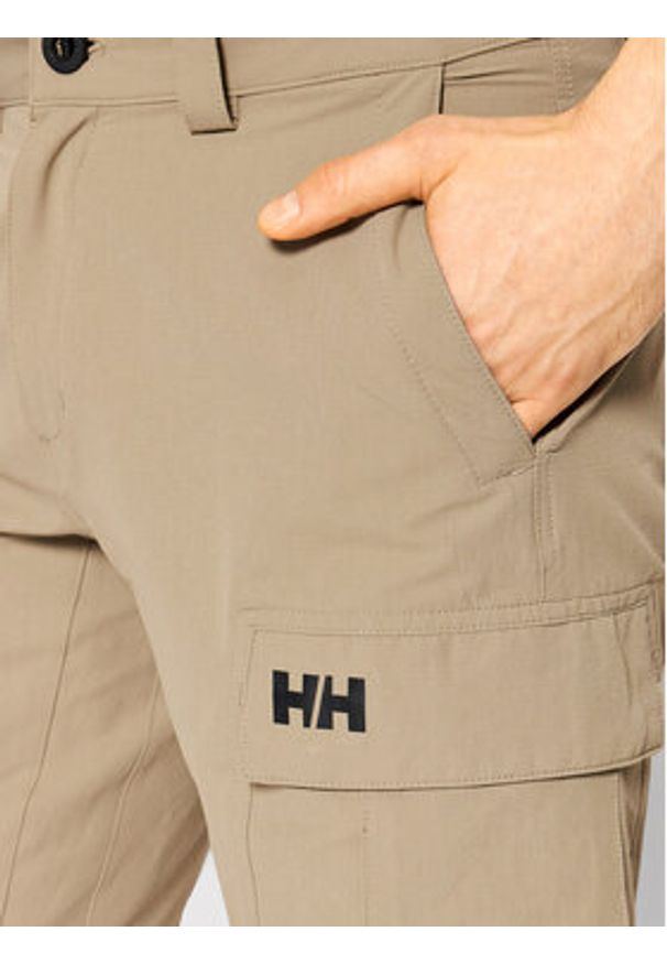 Helly Hansen Szorty sportowe HH QD Cargo 54154 Beżowy Regular Fit. Kolor: beżowy. Materiał: syntetyk. Styl: sportowy