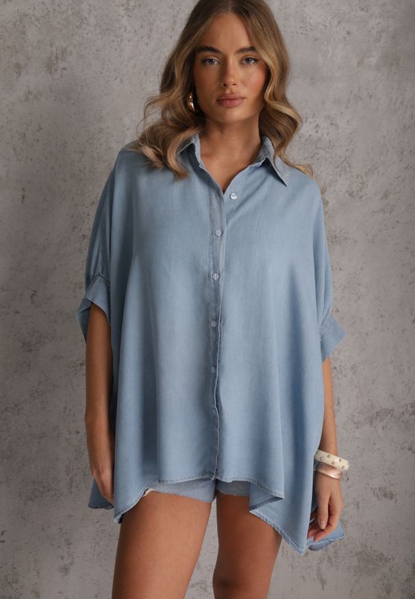 Renee - Jasnoniebieska Oversizowa Koszula z Wiskozą z Nietoperzowymi Rękawami 3/4 Cirithe. Okazja: na co dzień. Kolor: niebieski. Materiał: wiskoza. Styl: elegancki, casual
