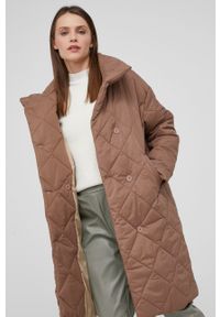 Answear Lab kurtka damska kolor brązowy zimowa. Okazja: na co dzień. Kolor: brązowy. Materiał: materiał. Wzór: gładki. Sezon: zima. Styl: wakacyjny #2