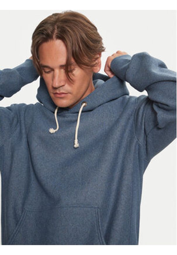 Champion Bluza 218800 Niebieski Regular Fit. Kolor: niebieski. Materiał: syntetyk