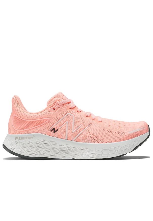 Buty New Balance Fresh Foam 1080 v12 W108012O - różowe. Kolor: różowy. Materiał: guma, syntetyk, materiał. Szerokość cholewki: normalna. Sport: fitness, bieganie