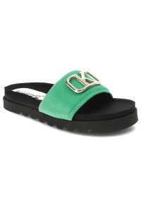Zielone Klapki Karino Modne Skórzane Buty. Kolor: zielony. Materiał: skóra. Sezon: lato. Styl: elegancki, wakacyjny