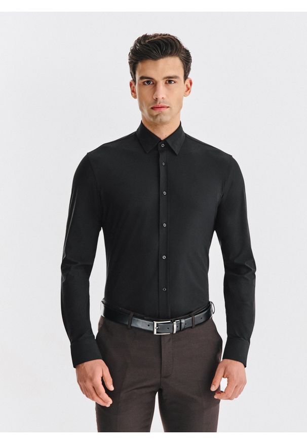 Pako Lorente - PAKO LORENTE – Czarna koszula męska. Typ kołnierza: kołnierzyk klasyczny. Kolor: czarny. Materiał: elastan, nylon. Długość rękawa: długi rękaw. Długość: długie. Styl: klasyczny