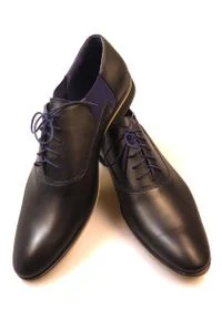 Faber - Czarne buty wizytowe z granatową wstawką T51. Kolor: czarny, wielokolorowy, niebieski. Materiał: skóra. Styl: wizytowy #6