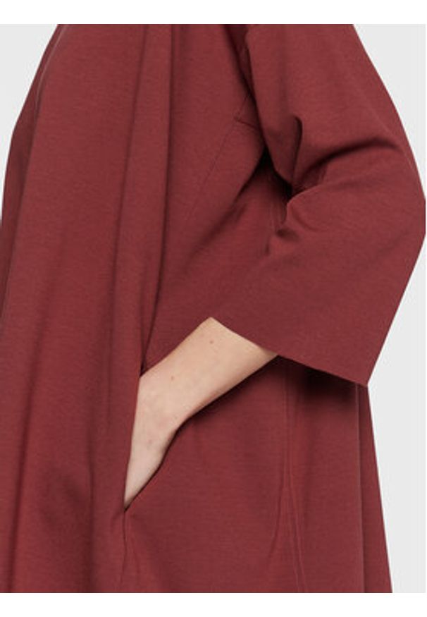 Liviana Conti Sukienka codzienna F3SI16 Bordowy Relaxed Fit. Okazja: na co dzień. Kolor: czerwony. Materiał: wiskoza. Typ sukienki: proste. Styl: casual