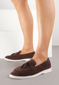 Renee - Brązowe Mokasyny Ozdobione Frędzlami Meliruna. Kolor: brązowy. Wzór: aplikacja. Styl: elegancki