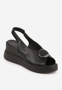 Born2be - Czarne Sandały VICES na Koturnie Zdobione Perforacją i Okrągłą Aplikacją Melolle. Okazja: do pracy, na co dzień. Nosek buta: okrągły. Kolor: czarny. Wzór: aplikacja. Obcas: na koturnie. Styl: elegancki, casual #8
