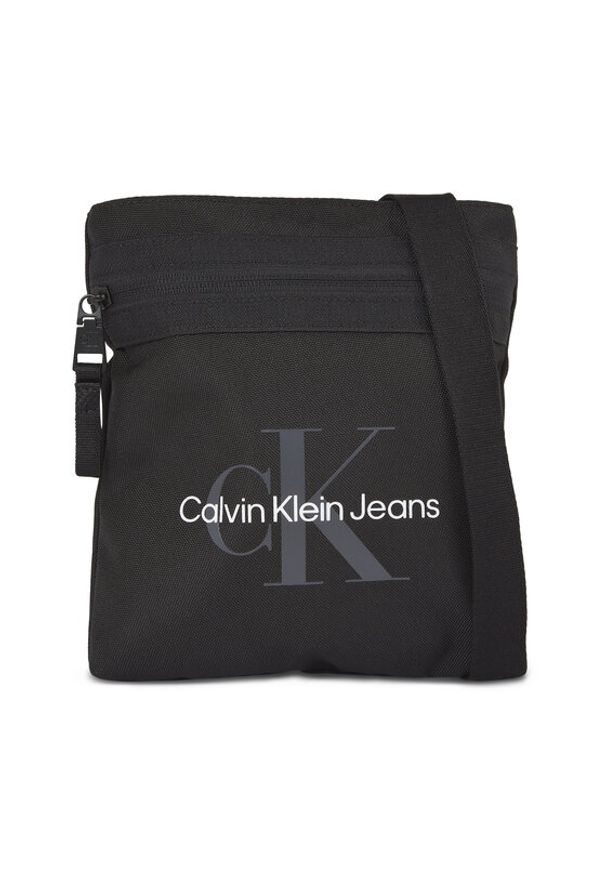 Calvin Klein Jeans Saszetka Sport Essentials Flatpack18 M K50K511097 Czarny. Kolor: czarny. Materiał: poliester, materiał