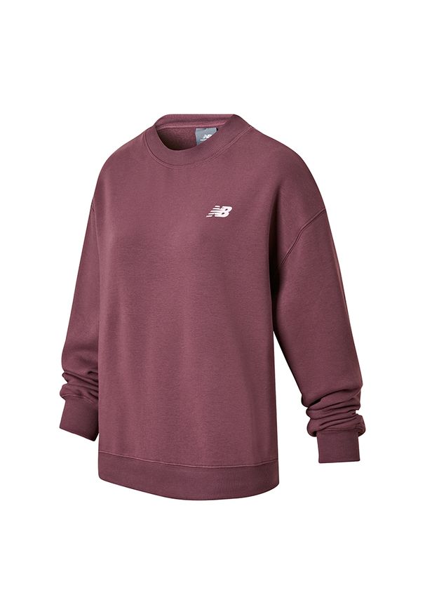 Bluza damska New Balance WT51949FDP – bordowa. Kolor: czerwony. Materiał: bawełna, poliester, dresówka, prążkowany. Styl: klasyczny