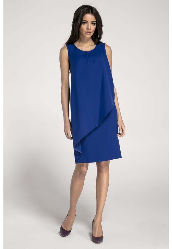 Nommo - Ołówkowa Kobaltowa Sukienka z Asymetryczną Nakładką. Kolor: niebieski. Materiał: poliester, wiskoza. Typ sukienki: asymetryczne, ołówkowe
