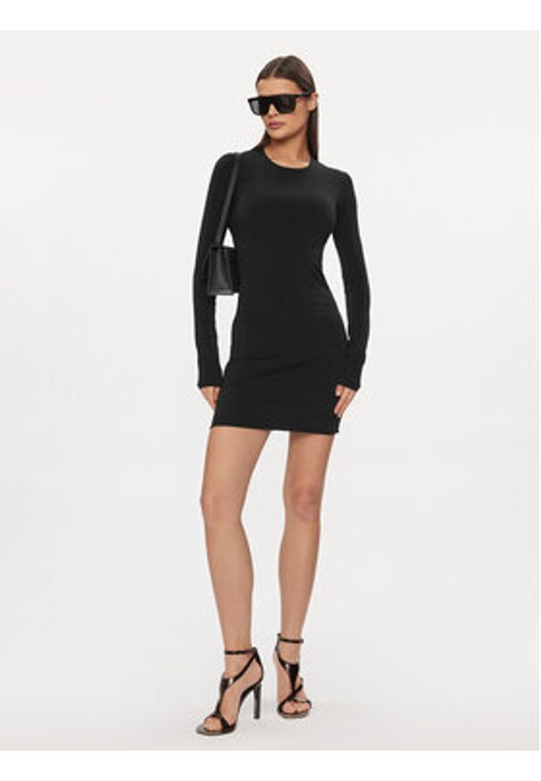 Patrizia Pepe Sukienka codzienna 8A1285/J113-K103 Czarny A-Line Fit. Okazja: na co dzień. Kolor: czarny. Materiał: syntetyk. Typ sukienki: proste. Styl: casual