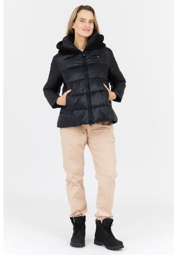 Blauer USA - BLAUER Czarna puchowa kurtka damska Joy, Rozmiar L. Kolor: czarny. Materiał: puch
