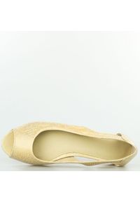 Inna - Sandały baleriny holograficzne białe złote Optimo-39. Kolor: złoty, biały, wielokolorowy. Materiał: materiał. Styl: elegancki