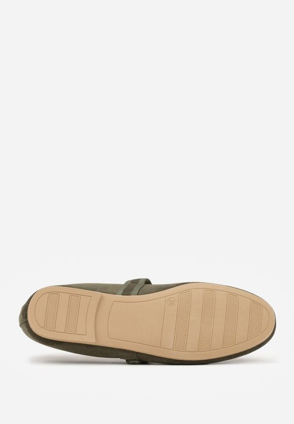 Born2be - Zielone Balerinki w Stylu Mary Jane Urifiel. Okazja: na co dzień. Zapięcie: sprzączka. Kolor: zielony. Materiał: jeans. Styl: casual, klasyczny, elegancki