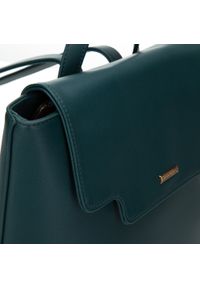 Wittchen - Damski plecak z ekoskóry z wyciętą klapą ciemny turkusowy. Kolor: turkusowy. Materiał: skóra ekologiczna. Wzór: paski. Styl: elegancki #3