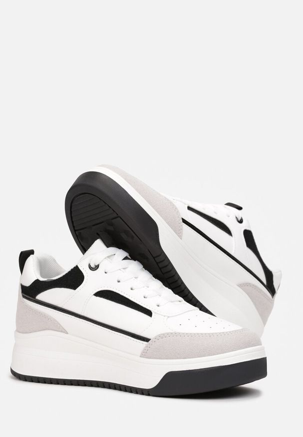 Renee - Biało-Czarne Wiązane Sneakersy na Grubej Podeszwie Maenrel. Wysokość cholewki: przed kostkę. Kolor: biały. Materiał: dresówka, jeans. Szerokość cholewki: normalna. Wzór: aplikacja