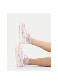 Sneakersy Reebok. Kolor: różowy #1