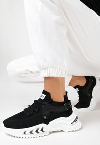 Born2be - Czarne Sneakersy Meridess. Zapięcie: bez zapięcia. Kolor: czarny. Materiał: jeans, materiał, guma. Szerokość cholewki: normalna. Wzór: nadruk, napisy, aplikacja, kolorowy. Obcas: na platformie #4