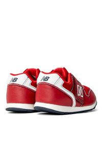 Buty sportowe dziecięce New Balance IZ996 (IZ996BA). Kolor: czerwony. Materiał: zamsz, syntetyk. Szerokość cholewki: normalna. Model: New Balance 996 #6