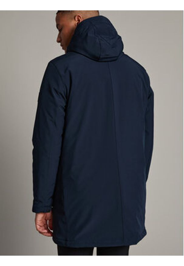 Matinique Kurtka zimowa Madeston 30205571 Granatowy Regular Fit. Kolor: niebieski. Materiał: syntetyk. Sezon: zima