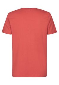 Petrol Industries T-Shirt M-ROS-TSR002 Czerwony Regular Fit. Kolor: czerwony. Materiał: bawełna #4