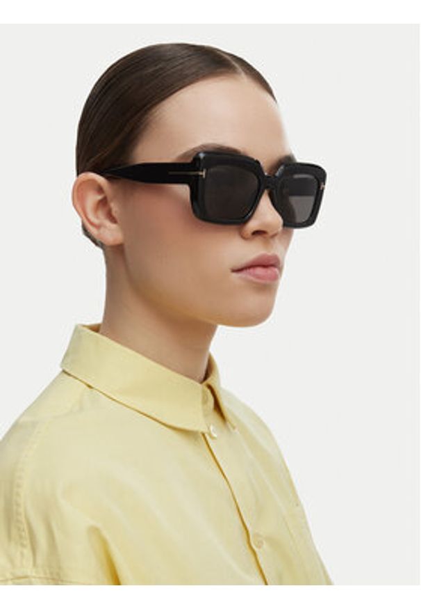 Tom Ford Okulary przeciwsłoneczne FT1318 Czarny. Kolor: czarny