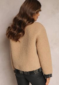 Renee - Beżowa Kurtka Oversize z Futerka Baranek Lesova. Okazja: na co dzień. Kolor: beżowy. Materiał: futro. Sezon: jesień. Styl: elegancki, casual #5