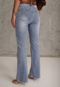 Renee - Niebieskie Jeansy Dzwony Bootcut High Waist z Bawełną Urilyss. Stan: podwyższony. Kolor: niebieski. Długość: krótkie. Sezon: wiosna. Styl: klasyczny #2
