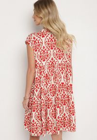 Born2be - Czerwona Bawełniane Sukienka o Rozkloszowanym Kroju Ozdobiona Falbanką Linola. Okazja: na co dzień. Kolor: czerwony. Materiał: bawełna. Wzór: aplikacja. Sezon: lato. Styl: elegancki, casual #5