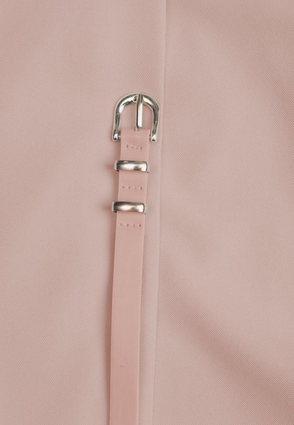 Born2be - Różowe Eleganckie Spódnico-Szorty z Wąskim Paskiem z Klamerką Azaernixi. Okazja: na co dzień, do pracy. Kolor: różowy. Styl: elegancki