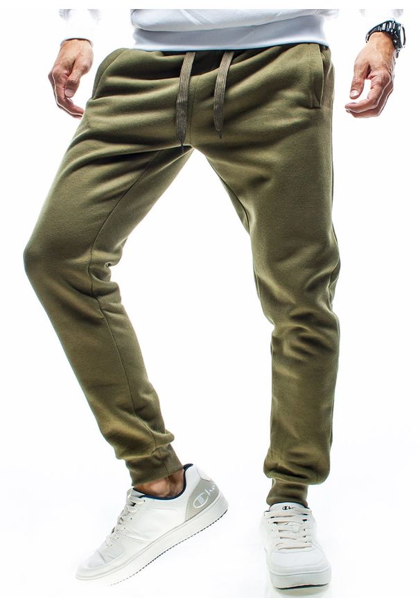 Spodnie męskie dresowe khaki Recea. Kolor: brązowy. Materiał: dresówka