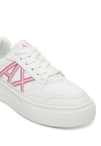 Armani Exchange Sneakersy XDX178 XV929 S935 Biały. Kolor: biały. Materiał: materiał